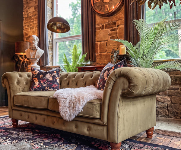 12th October Christmas Order Deadline – Vintage Sofa