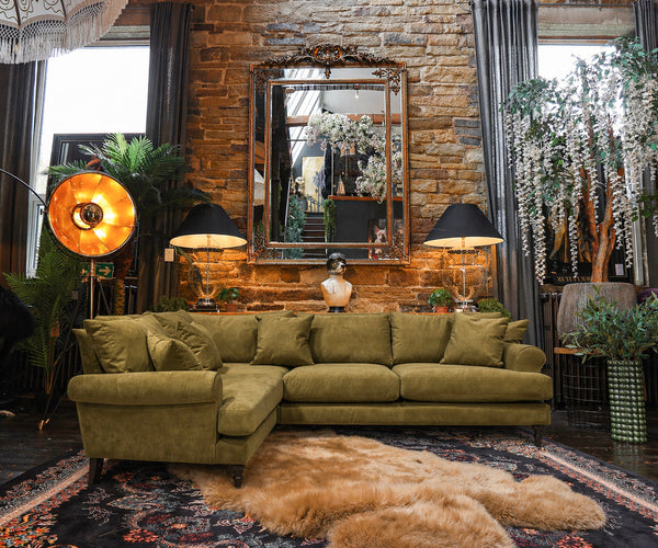 26th October Christmas Order Deadline – Vintage Sofa