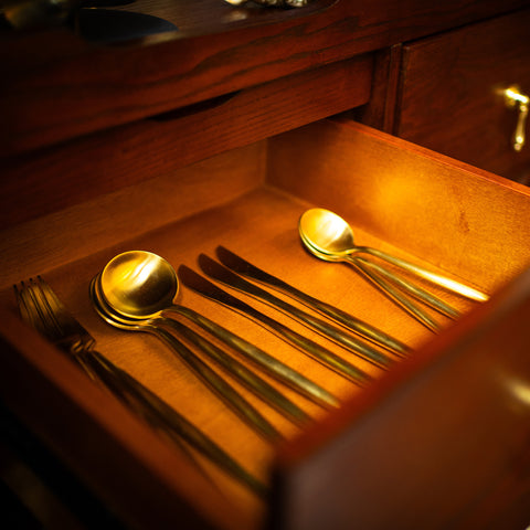 16PC Gold Cutlery Set in Gift Box