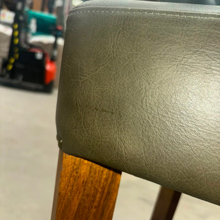 Highland Curved Chesterfield Bar Stool in Dark Green Leather - Ex Display