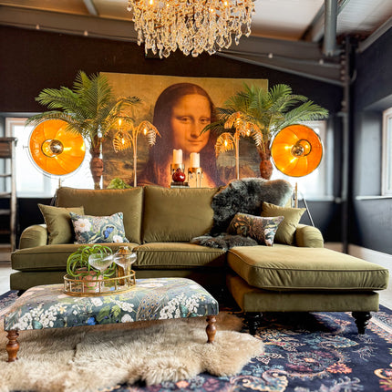 Darcey in Trinity Velvet