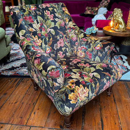 Osborn Armchair in Hepworth Midnight Floral