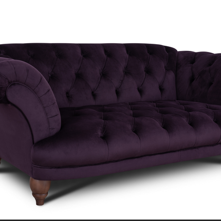 Oskar Italia Chesterfield in Plush Velvet