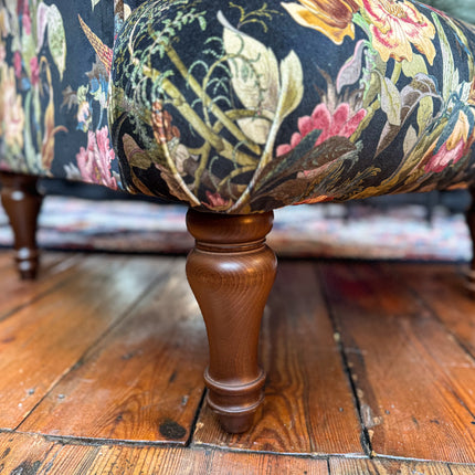 Osborn Armchair in Hepworth Midnight Floral