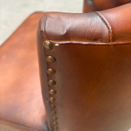 Highland Curved Chesterfield Bar Stool in Leather - Factory Seconds