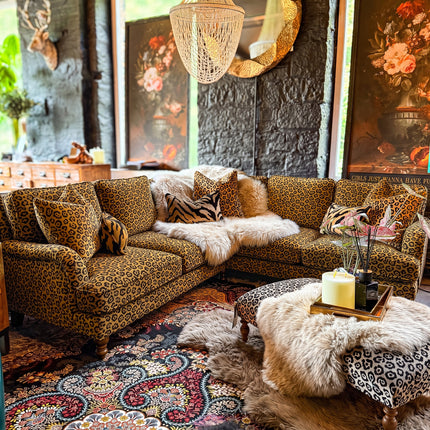 Albert Corner in Animal Leopard