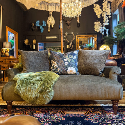 Armitage in Derwent Velvet