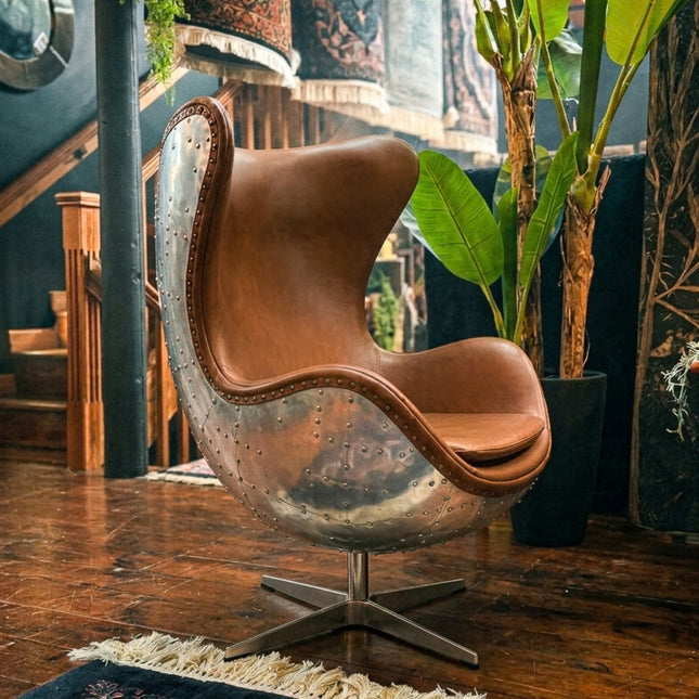 Aviator Silver Egg Chair in Vintage Leather