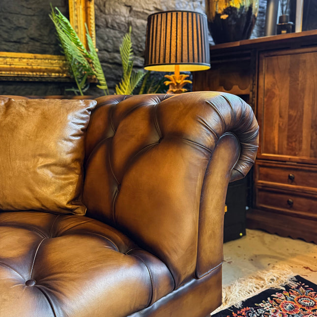 Balmoral Chesterfield in Hand Antiqued Buffalo Leather - (Various Sizes) - Factory Seconds