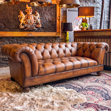 Balmoral 4 Seater Chesterfield in Hand Antiqued Buffalo Leather