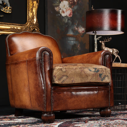 Beckett Tetrad Chair in Hand Antiqued Buffalo & Old Gold