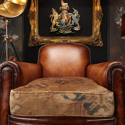 Beckett Tetrad Chair in Hand Antiqued Buffalo & Old Gold