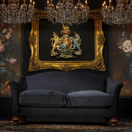Bugsby Sofa in Plush Velvet