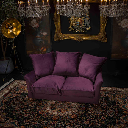 Bugsby Sofa in Plush Velvet