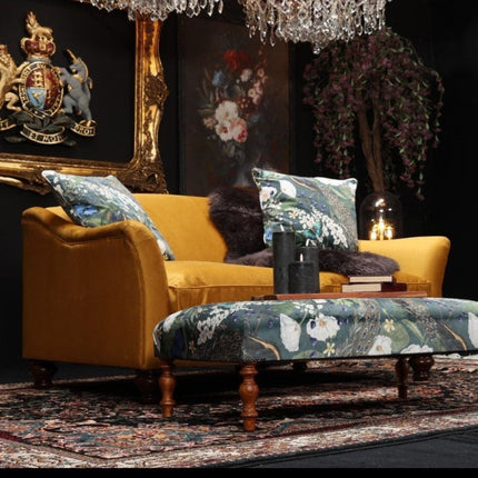 Bugsby Sofa in Plush Velvet