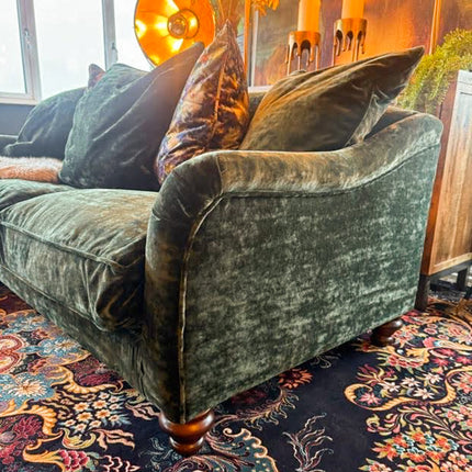 Bugsby in Sunshine Velvet