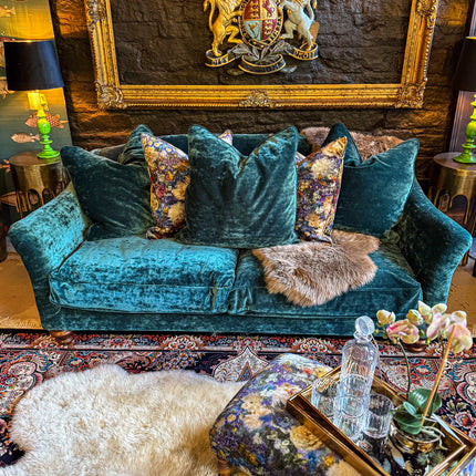 Bugsby in Sunshine Velvet