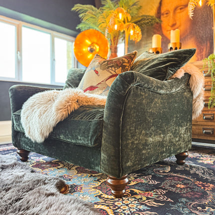 Bugsby in Sunshine Velvet