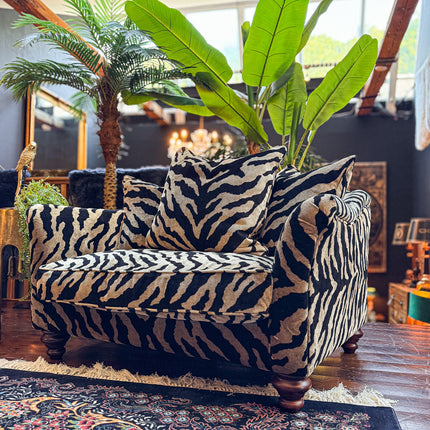 Bugsby Loveseat Snuggler in Tiger Cream - Ex Display