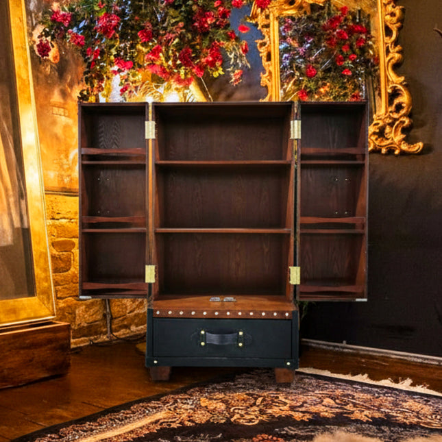 Claridge Sideboard Trunk in Black Leather