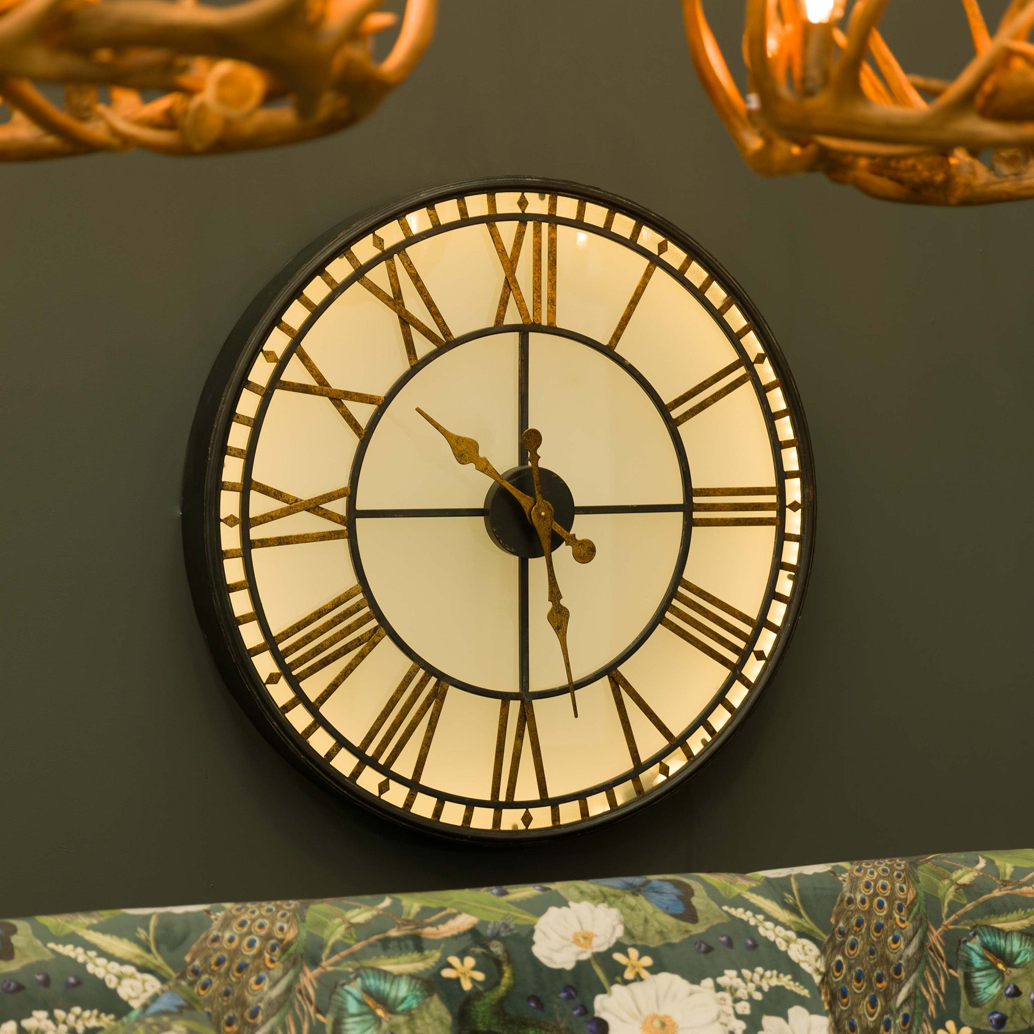 Clock Westminster Back Lit Medium – Vintage Sofa