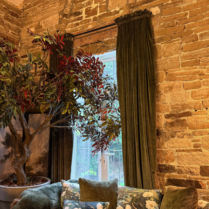 Curtains in Opulence Emerald Velvet (Various Sizes)