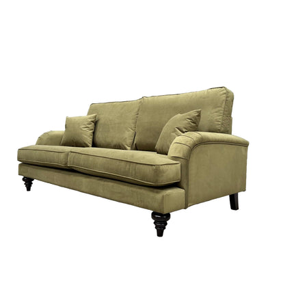 Darcey in Trinity Velvet