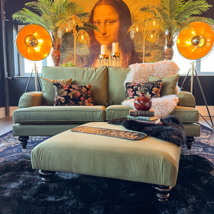 Darcey in Trinity Velvet