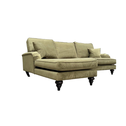 Darcey in Trinity Velvet