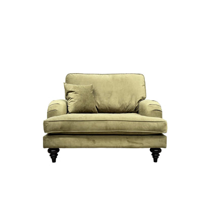 Darcey in Trinity Velvet