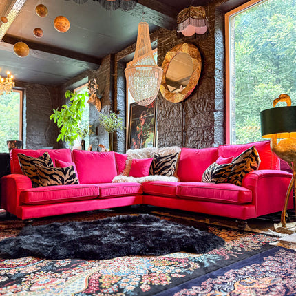 Darcey in Trinity Velvet