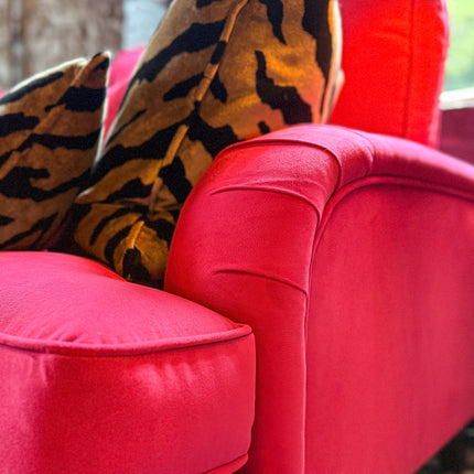 Darcey in Trinity Velvet