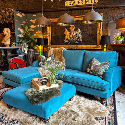 Darcey in Trinity Velvet