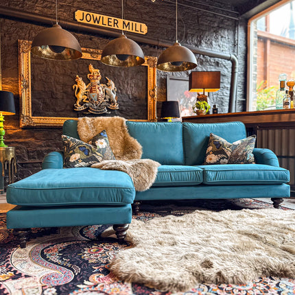 Darcey in Trinity Velvet