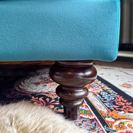 Darcey in Trinity Velvet