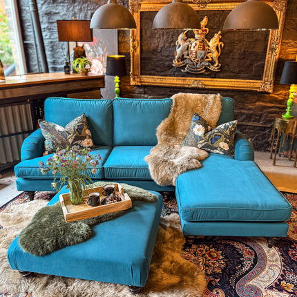 Darcey in Trinity Velvet