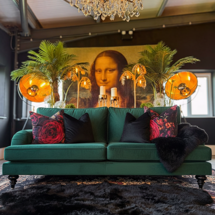 Darcey in Trinity Velvet