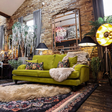 Darcey in Trinity Velvet