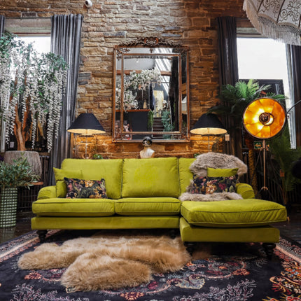 Darcey in Trinity Velvet