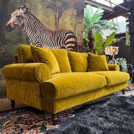Dopamine in Opulence Velvet