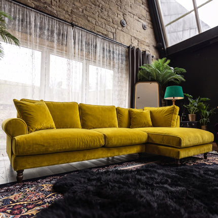 Dopamine in Opulence Velvet
