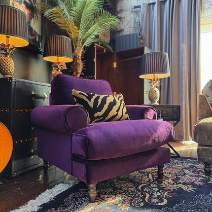 Dopamine in Opulence Velvet