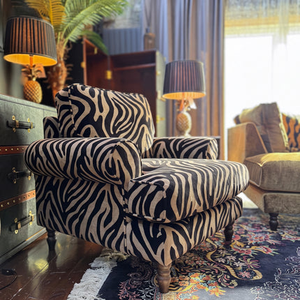 Dopamine Armchair in Zebra Cream Stripe Velvet