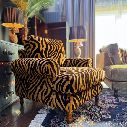 Dopamine Armchair in Zebra Gold Stripe Velvet