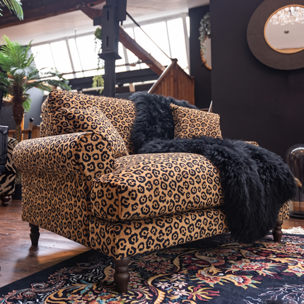 Dopamine in Animal Print Velvet