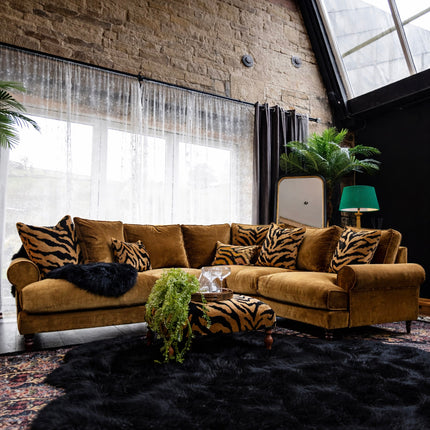 Dopamine in Opulence Velvet