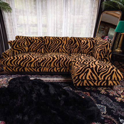 Dopamine RHF Chaise Sofa in Zebra Gold Stripe Velvet