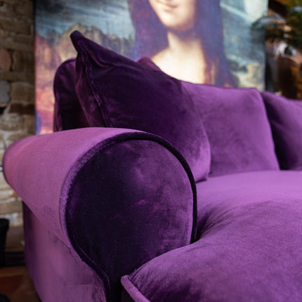 Dopamine in Opulence Velvet
