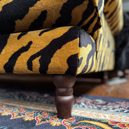 Dopamine in Zebra Gold Velvet