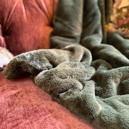 Double-Face Faux Fur Throw in Emerald